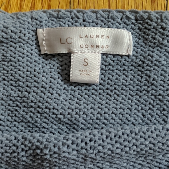 Cropped Sweater - Picture 2 of 2